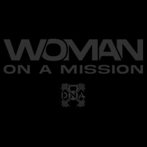 WOMAN ON A MISSION - PULLOVER HOODIE - BLACK - $57T1BS$ Design